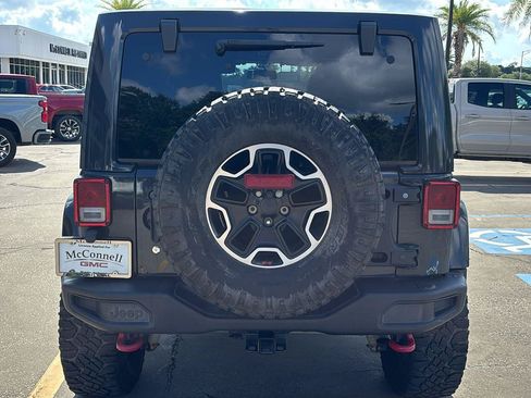 Used 2017 Jeep Wrangler Unlimited Rubicon AWD/4WD image 6