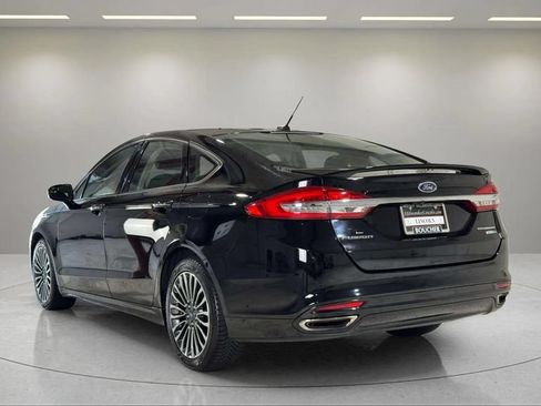 Used 2017 Ford Fusion Titanium AWD/4WD image 16