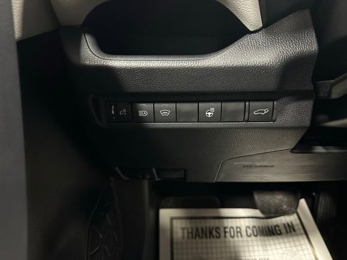 Used 2025 Toyota RAV4 XLE Premium image 17