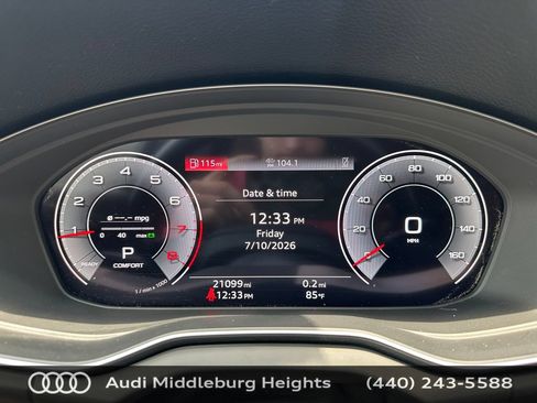 Used 2023 Audi Q5 2.0T Premium Plus w/ Premium Plus Package AWD/4WD image 32