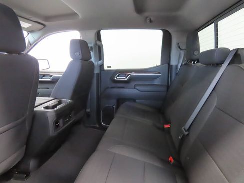 Certified 2025 Chevrolet Silverado 1500 RST w/ Redline Edition AWD/4WD image 19
