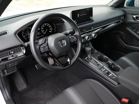 Used 2024 Honda Civic Sport image 13