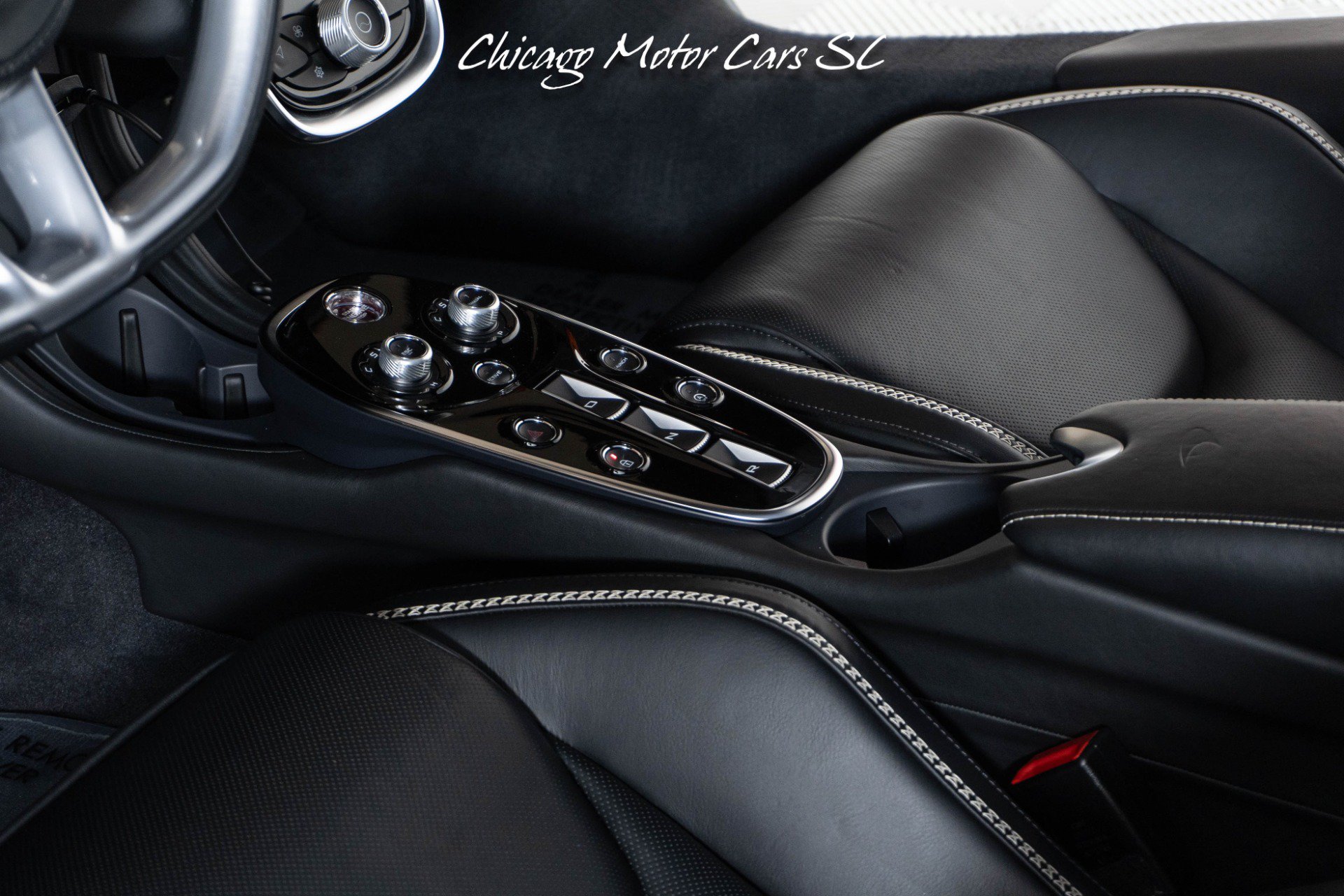 Used 2023 McLaren GT RWD image 30