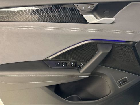 New 2026 Volkswagen Tiguan SE R-Line image 10