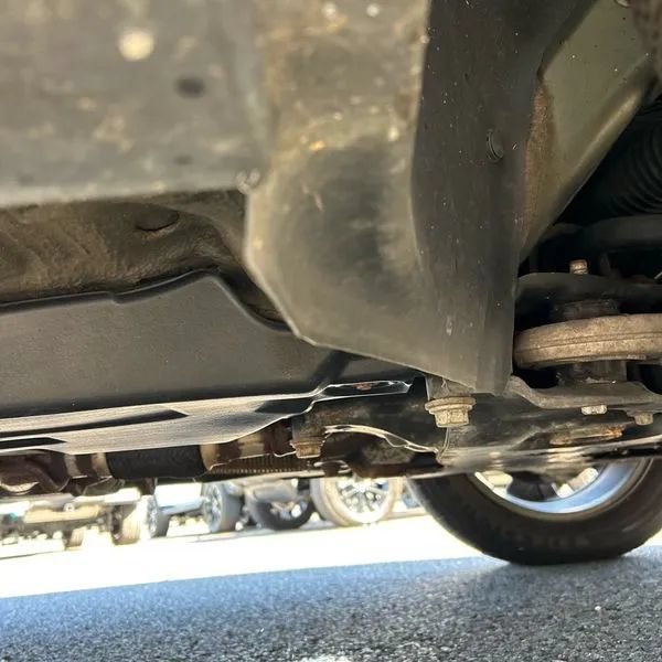 Used 2019 Jeep Cherokee Limited AWD/4WD image 9