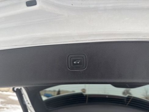 Used 2024 Chevrolet Blazer LT w/ Convenience Package image 12