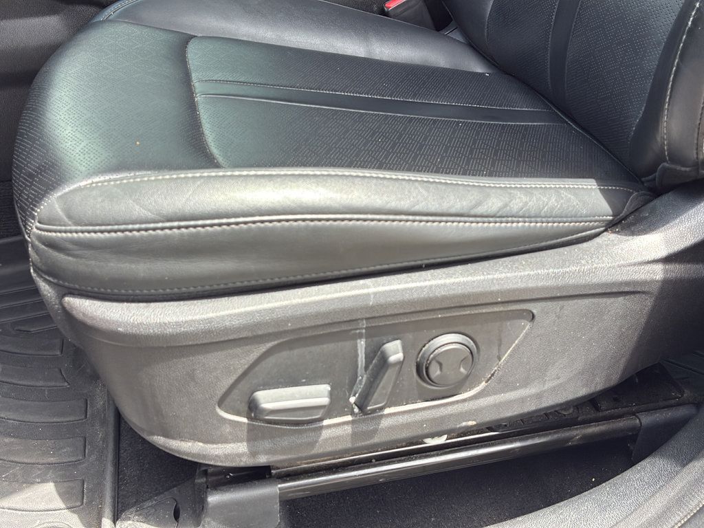 Used 2021 Kia Sorento S FWD image 23