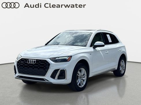 Certified 2024 Audi Q5 2.0T Premium AWD/4WD image 1