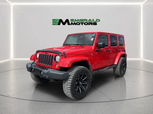 Used 2018 Jeep Wrangler Unlimited Sahara w/ Max Tow Package AWD/4WD image 1