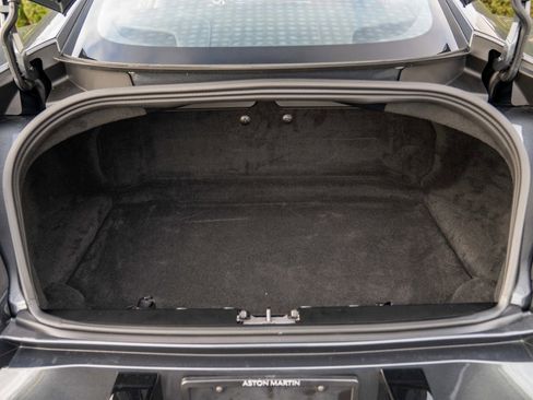 New 2025 Aston Martin Vanquish image 31