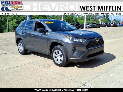 Used 2022 Toyota RAV4 LE AWD/4WD image 1