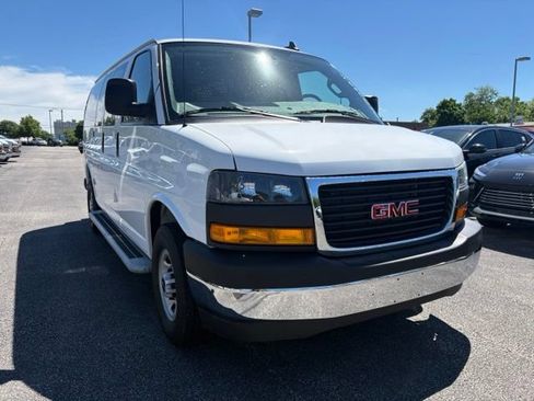 Used 2024 GMC Savana 2500 w/ Driver Convenience Package RWD image 15