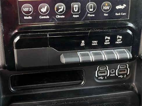 Used 2021 RAM 1500 Laramie image 21
