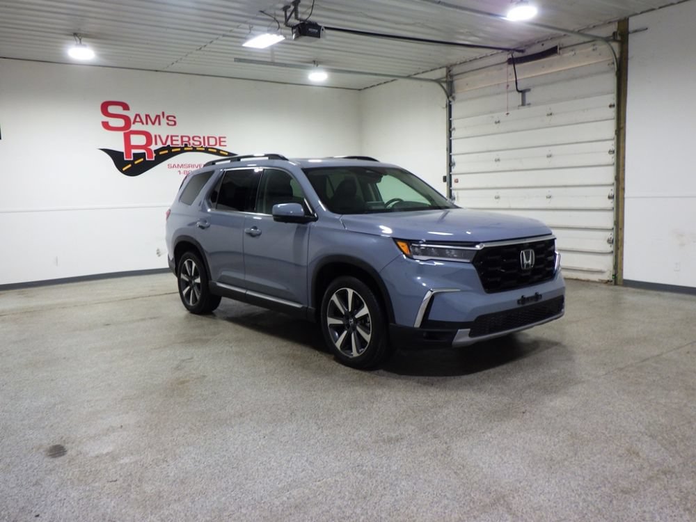 Used 2025 Honda Pilot Elite image 5