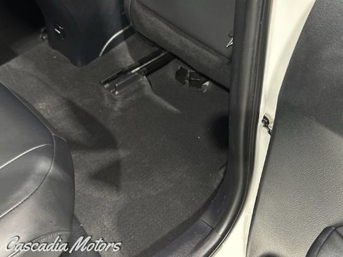 Used 2017 Toyota Prius Prime Premium FWD image 26