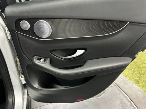 Used 2018 Mercedes-Benz GLC 300 4MATIC Coupe image 23