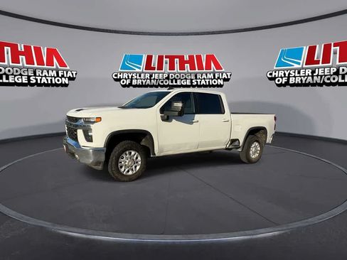 Used 2023 Chevrolet Silverado 2500 LT w/ Convenience Package AWD/4WD image 4