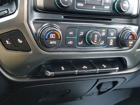 Used 2019 Chevrolet Silverado 1500 LT w/ All Star Edition image 28