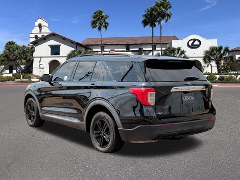 Used 2020 Ford Explorer XLT RWD image 4