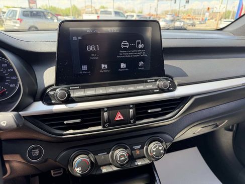 Used 2020 Kia Forte GT FWD image 22