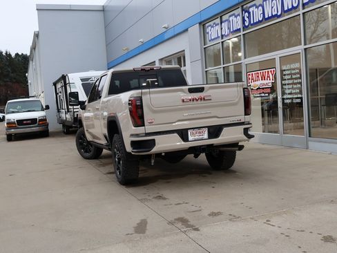 New 2026 GMC Sierra 2500 AT4 w/ AT4 Premium Plus Package image 48