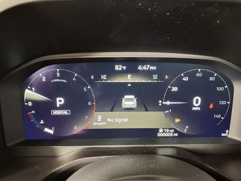 New 2025 Mitsubishi Outlander SE image 25