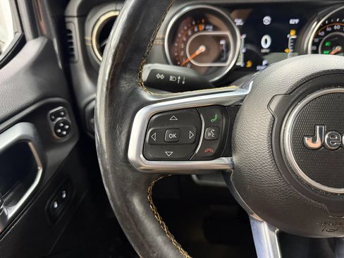 Used 2021 Jeep Gladiator Overland AWD/4WD image 29