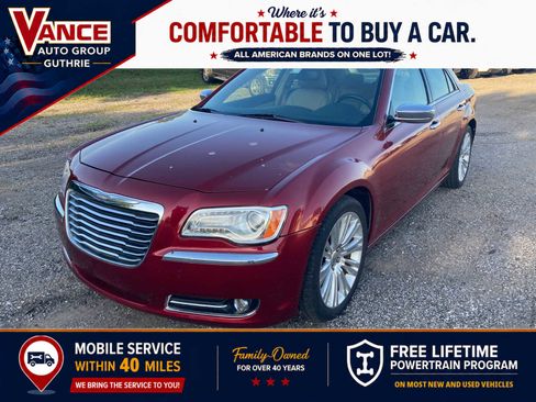 Used 2012 Chrysler 300 Limited RWD image 1