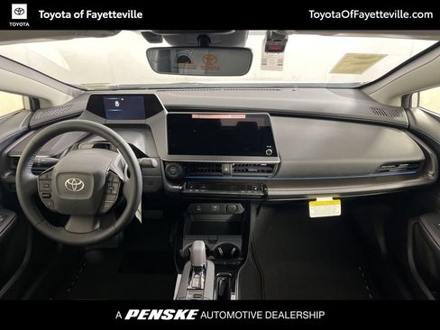 Used 2026 Toyota Prius Plug-In Hybrid FWD image 15