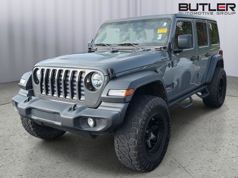 Used 2021 Jeep Wrangler Unlimited Sport AWD/4WD image 2