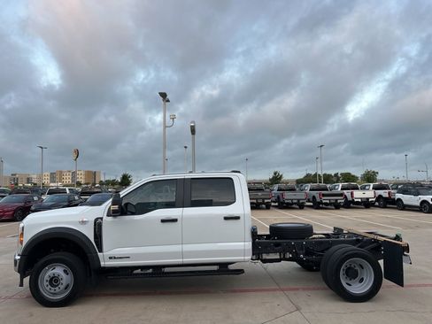 New 2025 Ford F550 4x4 Crew Cab Super Duty image 38