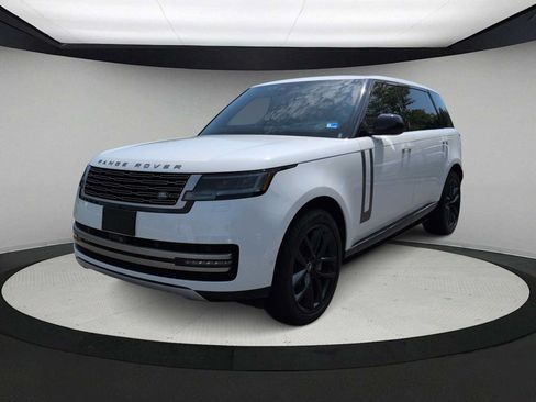 Used 2024 Land Rover Range Rover Long Wheelbase SE AWD/4WD image 4