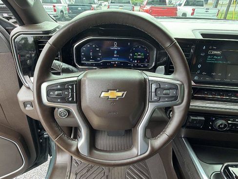 Used 2025 Chevrolet Silverado 1500 LTZ w/ LTZ Premium Package AWD/4WD image 26