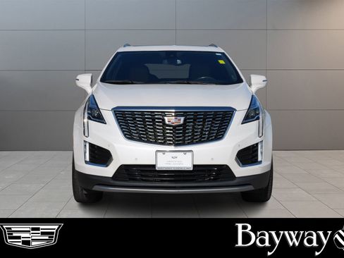 Certified 2023 Cadillac XT5 Premium Luxury w/ LPO, Floor Liner Package image 2