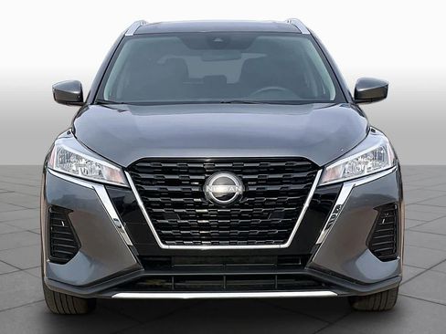Used 2024 Nissan Kicks SV FWD image 3
