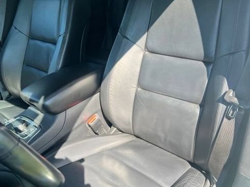 Used 2018 Jeep Grand Cherokee Limited AWD/4WD image 10