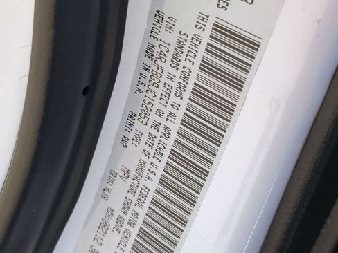 Certified 2018 Jeep Grand Cherokee Limited image 33