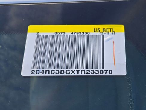 New 2026 Chrysler Pacifica Select AWD/4WD image 28