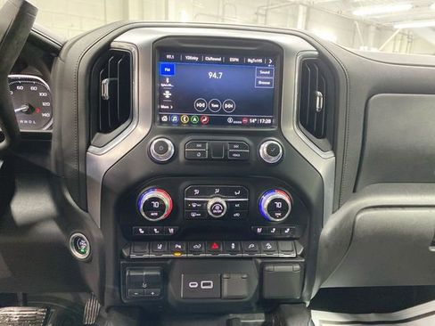 Used 2023 GMC Sierra 2500 SLT w/ SLT Premium Package image 13