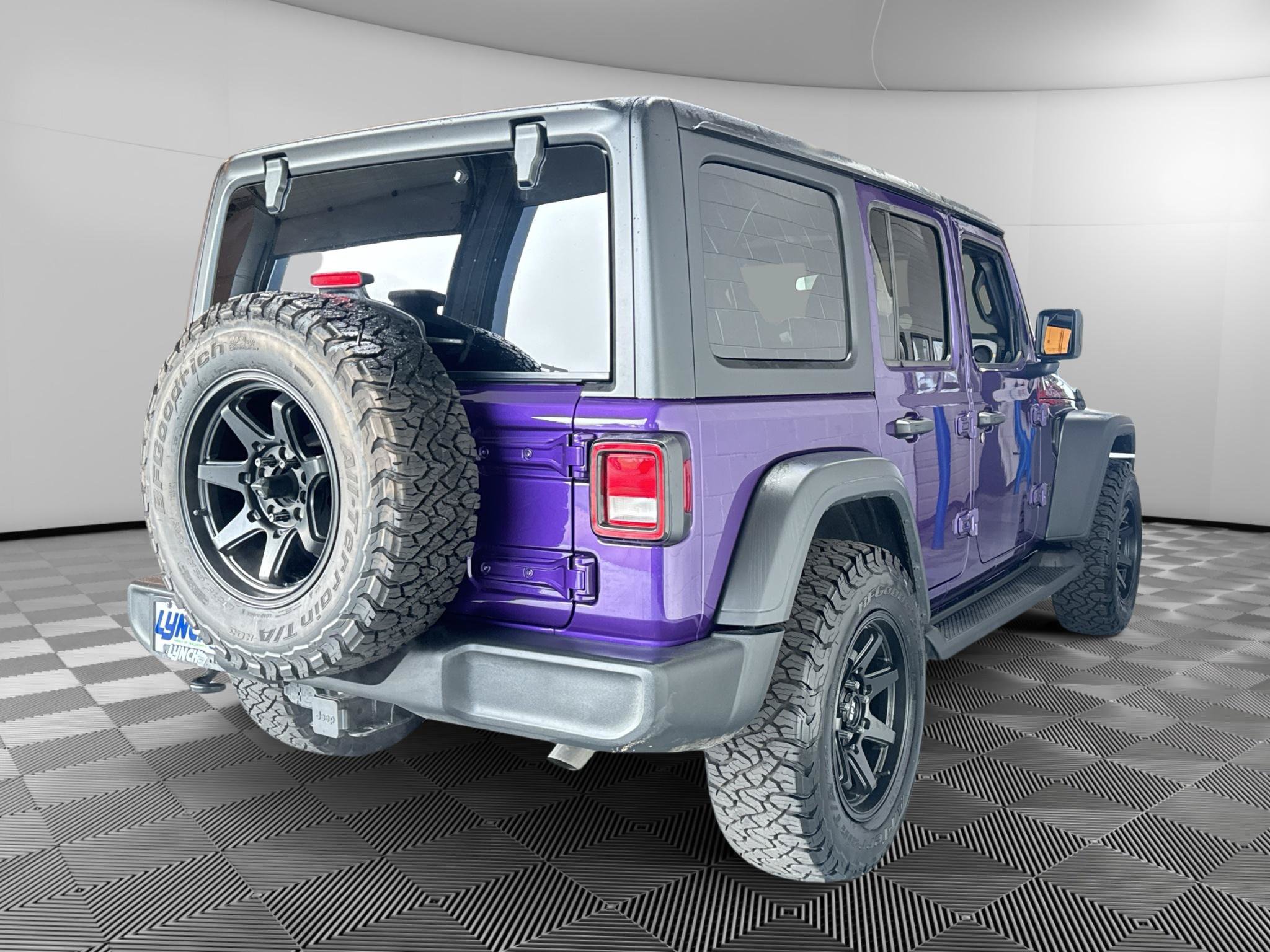 Used 2026 Jeep Wrangler Unlimited Sport AWD/4WD image 5