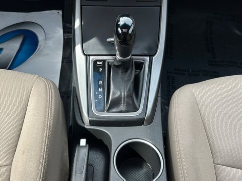 Used 2016 Hyundai Elantra Value Edition image 29