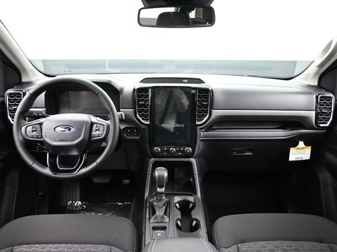 New 2025 Ford Ranger XLT w/ FX4 Off-Road Package image 28