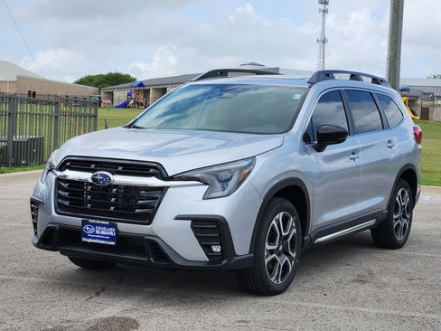 New 2026 Subaru Ascent Limited image 2