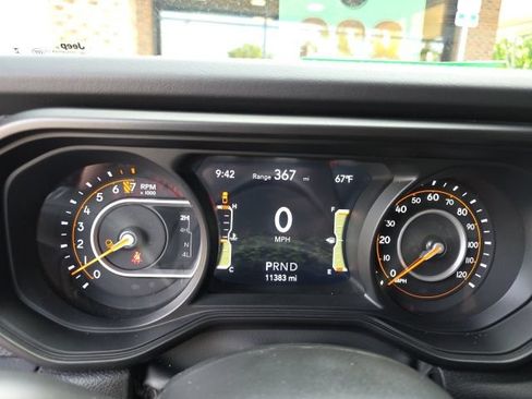 Used 2024 Jeep Gladiator Rubicon w/ Steel Bumper Group AWD/4WD image 21
