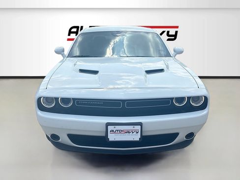 Used 2023 Dodge Challenger SXT RWD image 2