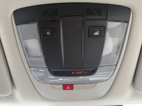 Used 2026 Kia Sportage EX FWD image 17