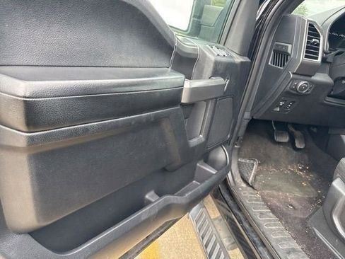 Used 2016 Ford F150 XLT w/ Equipment Group 302A Luxury image 22