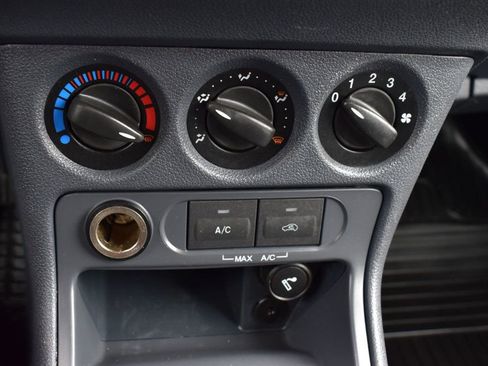 Used 2012 Ford Transit Connect XLT image 28