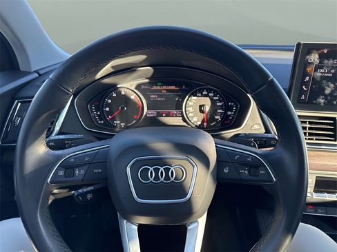 Used 2022 Audi Q5 2.0T Premium image 21