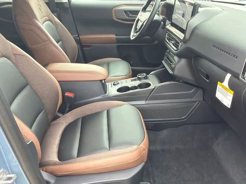 New 2025 Ford Bronco Sport Outer Banks image 12